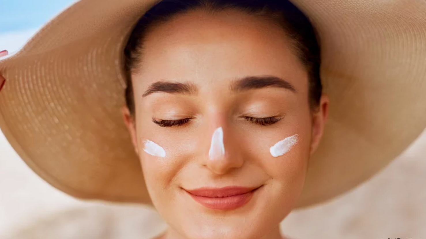The List: Mineral Vs. Chemical Sunscreen: Which Is Better For Sensitive Skin?