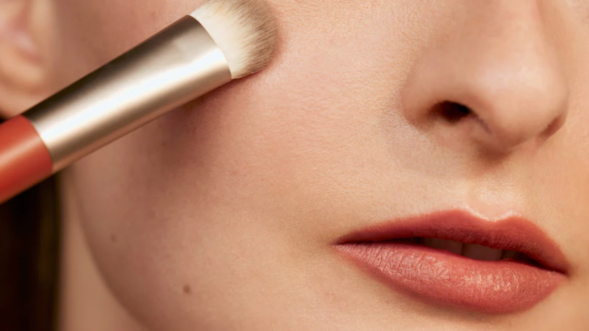 ROSE INC.: 5 Tips to Calm Skin Redness Before Makeup