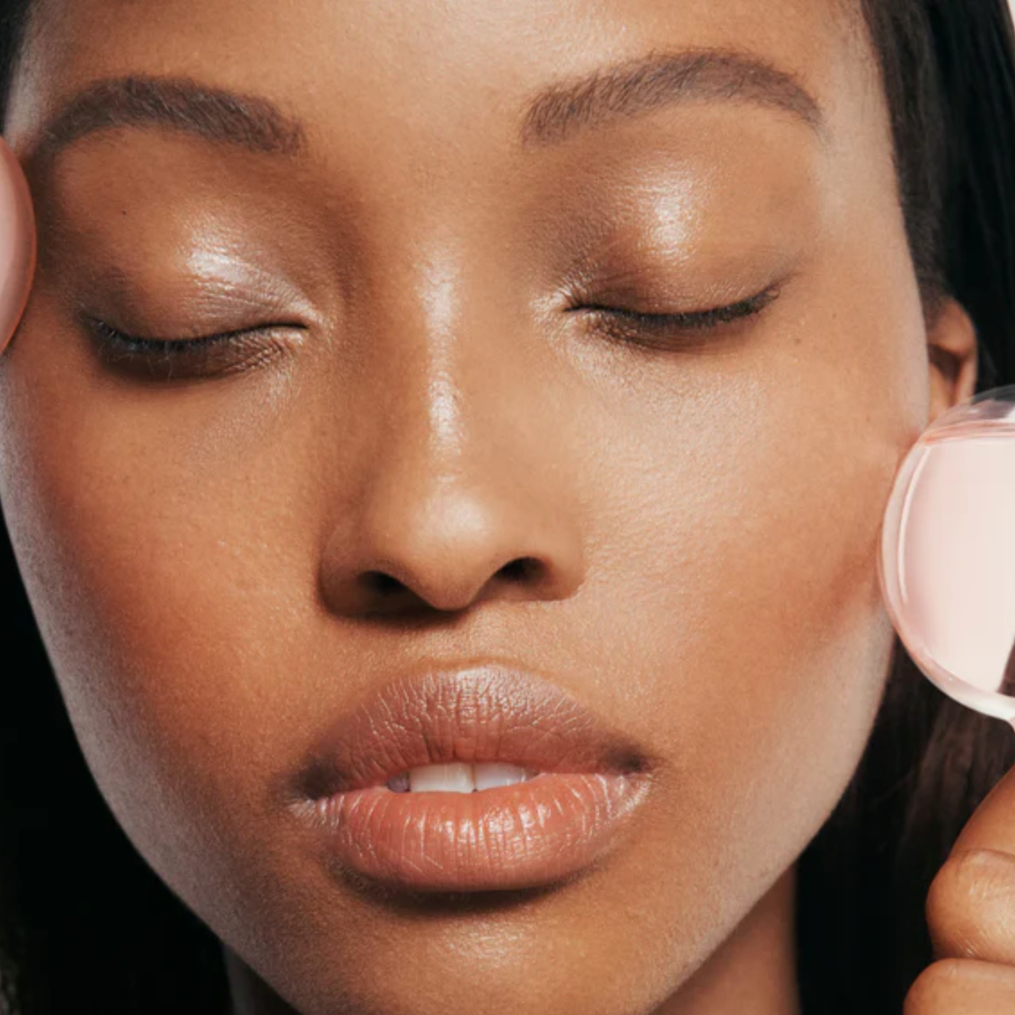 ROSE INC.: How Top Skin Pros Reduce Puffy Eyes at Home