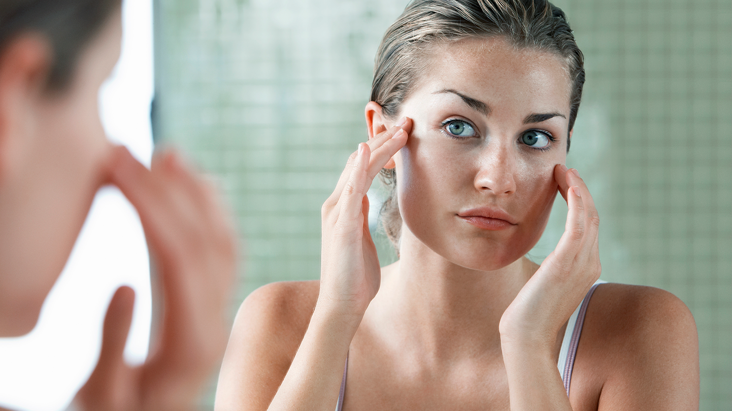 New Beauty: 12 Things People With Perfect Skin Do Every Day