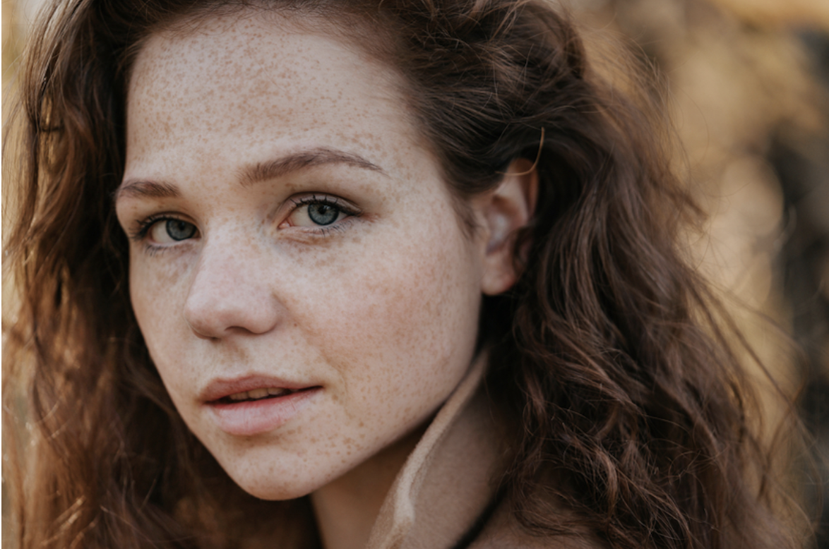 WELL + GOOD: I’M A FACIALIST, AND THIS IS THE MOST COMMON SKIN CONCERN I GET ASKED ABOUT