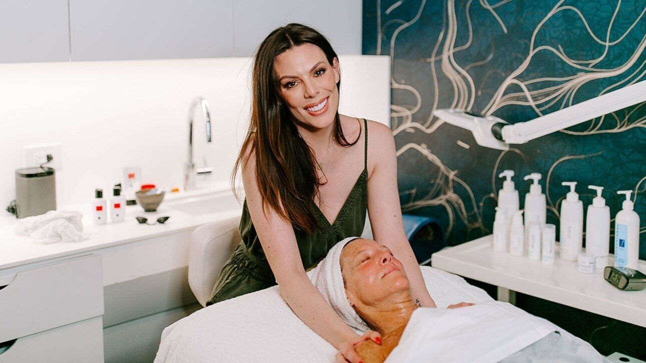 THE CANDIDLY: CANDACE MARINO TELLS US THE SECRET TO AN ACTUALLY EFFECTIVE FACIAL. WE ARE SHOCKED.