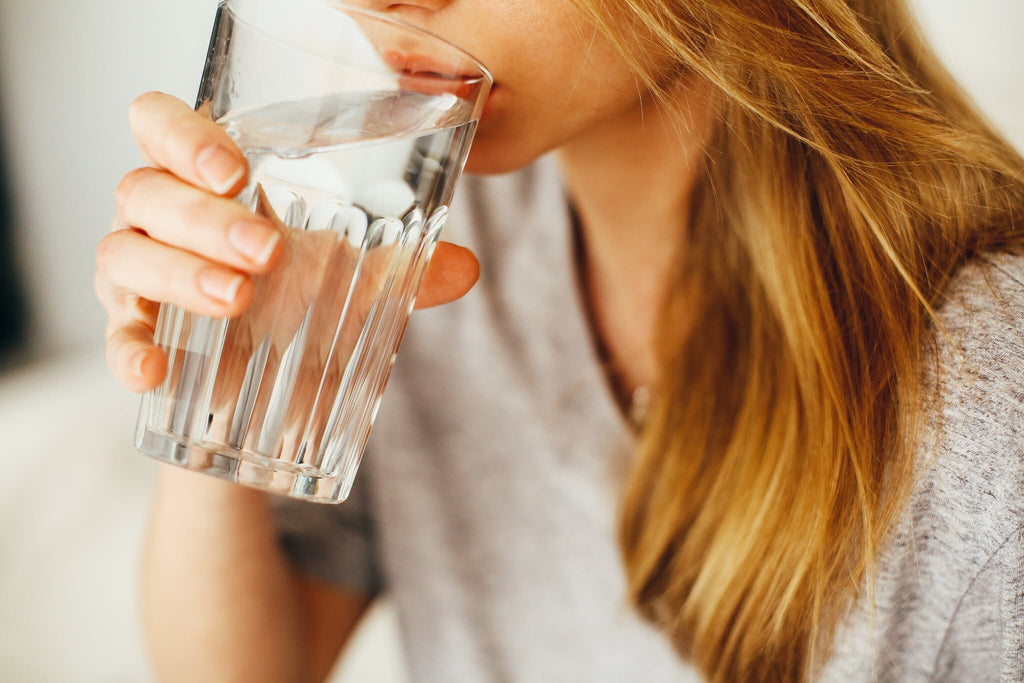 POPSUGAR: IS DRINKING LOTS OF WATER REALLY THE KEY TO HEALTHY SKIN?