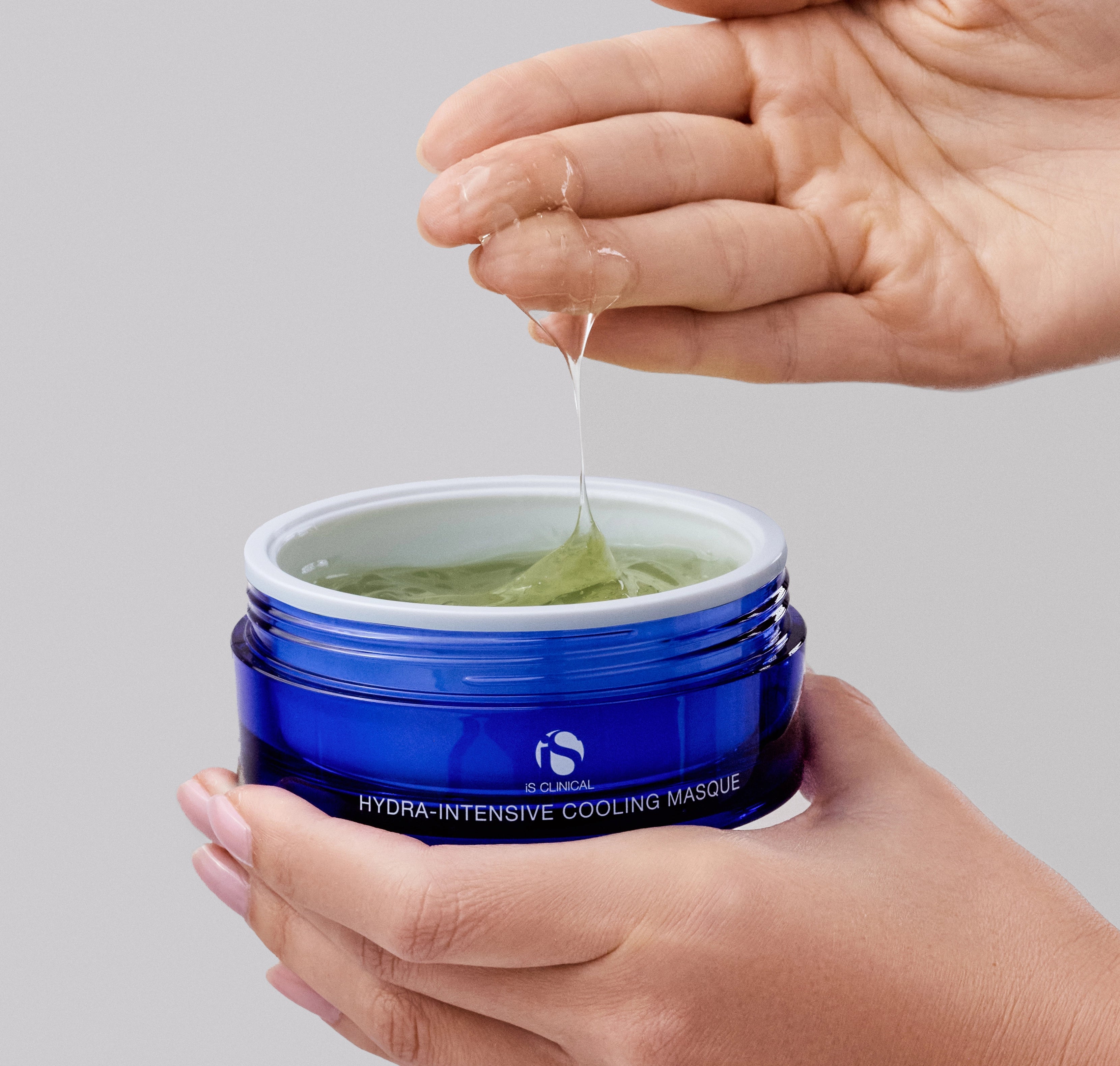 iS Clinical Hydra-Intensive Cooling Masque texture swatch