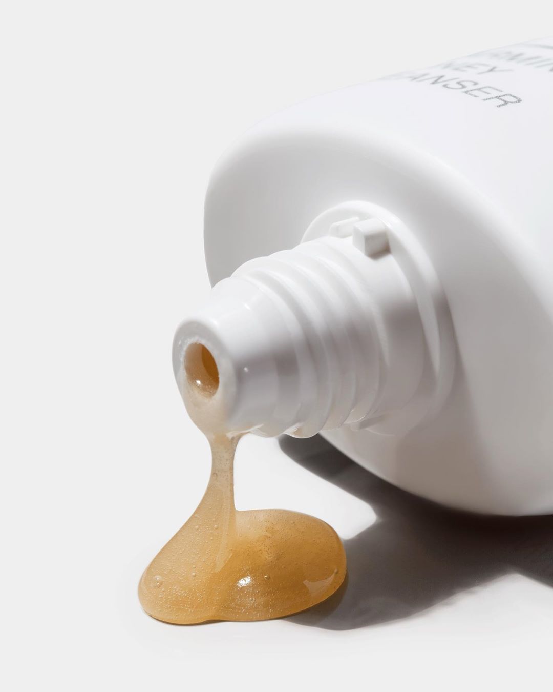 iS Clinical Warming Honey Cleanser lifestyle application